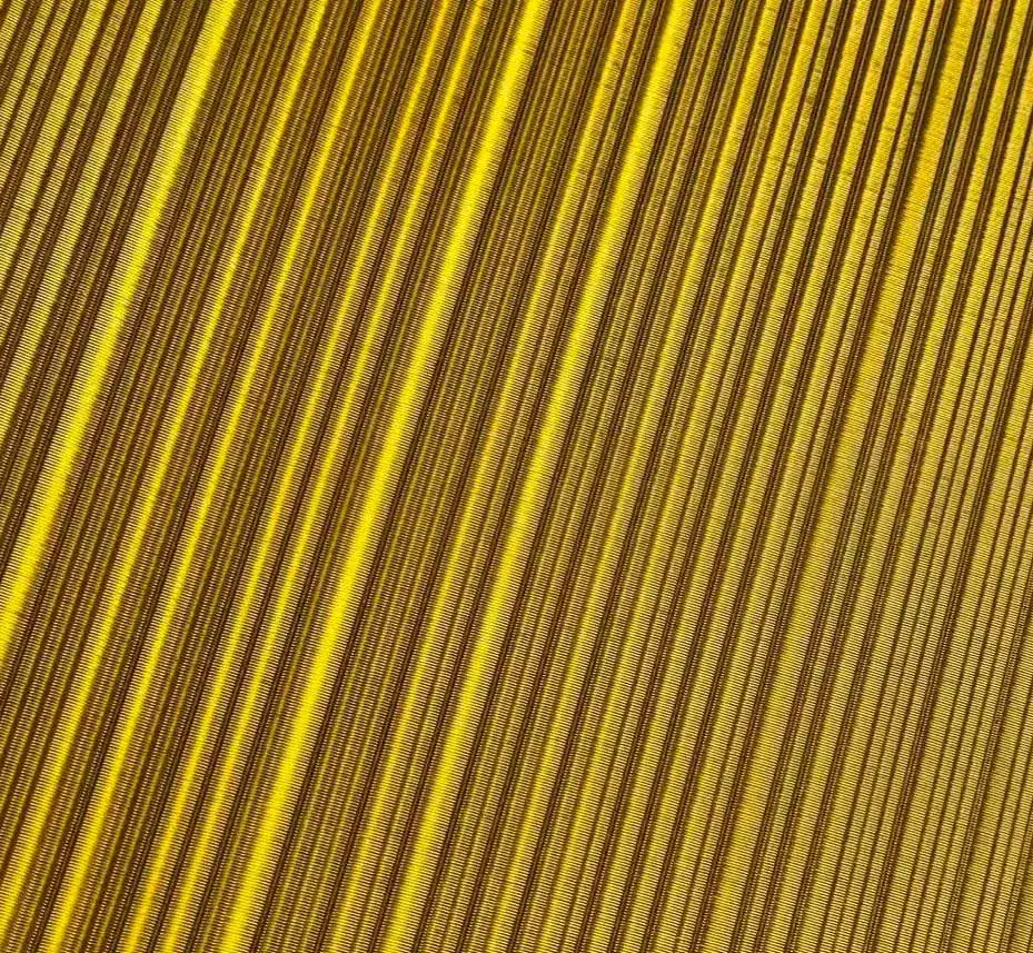 SG-LG-005 laminated glass metal mesh pattern sample