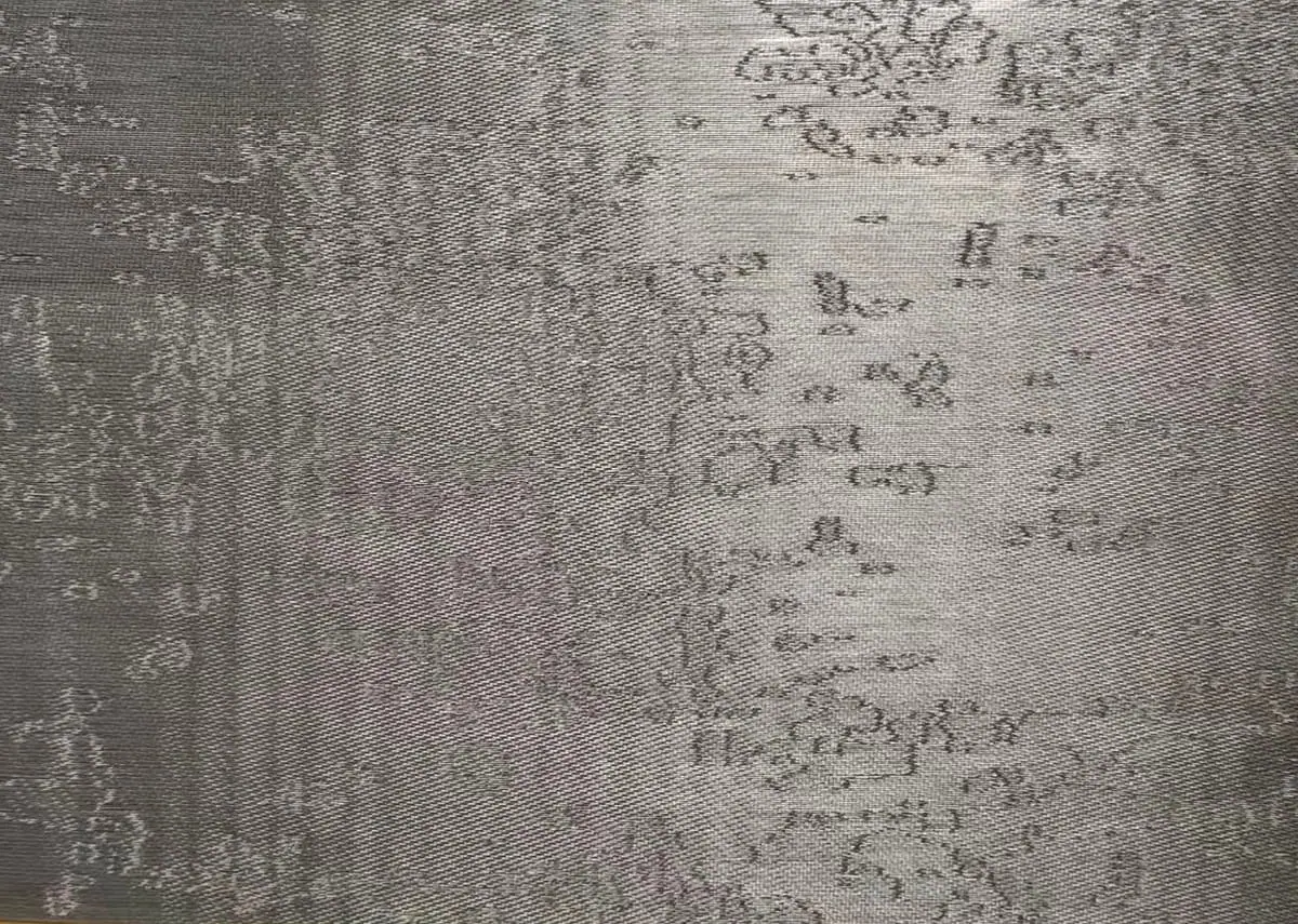 SG-LG-011 laminated glass metal mesh pattern sample