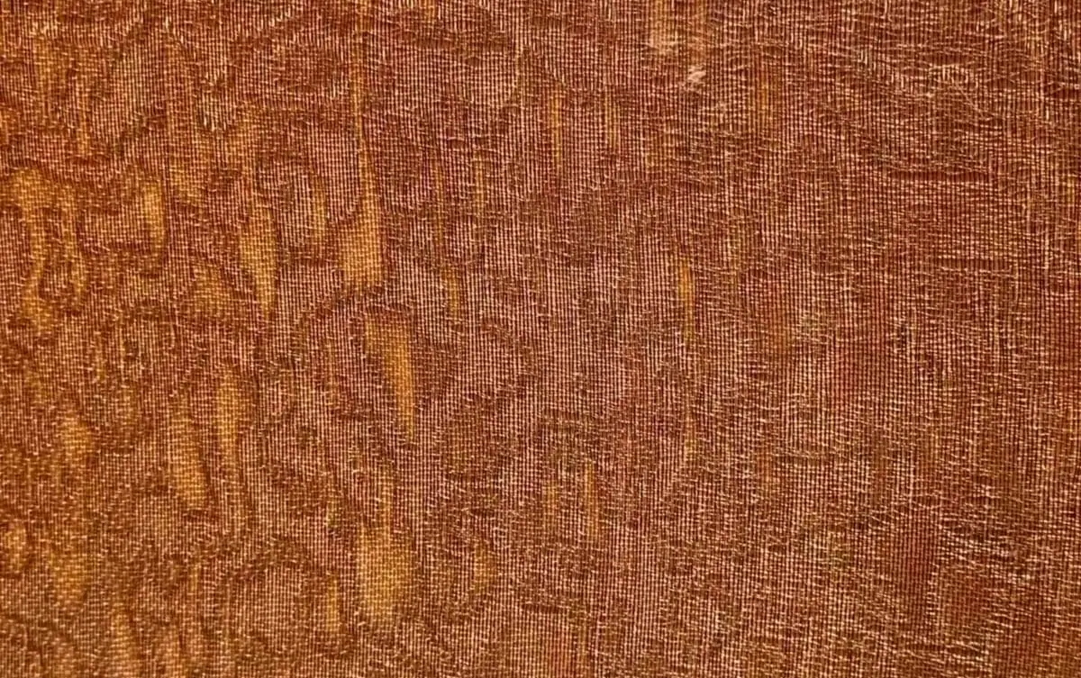 SG-LG-017 laminated glass metal mesh pattern sample