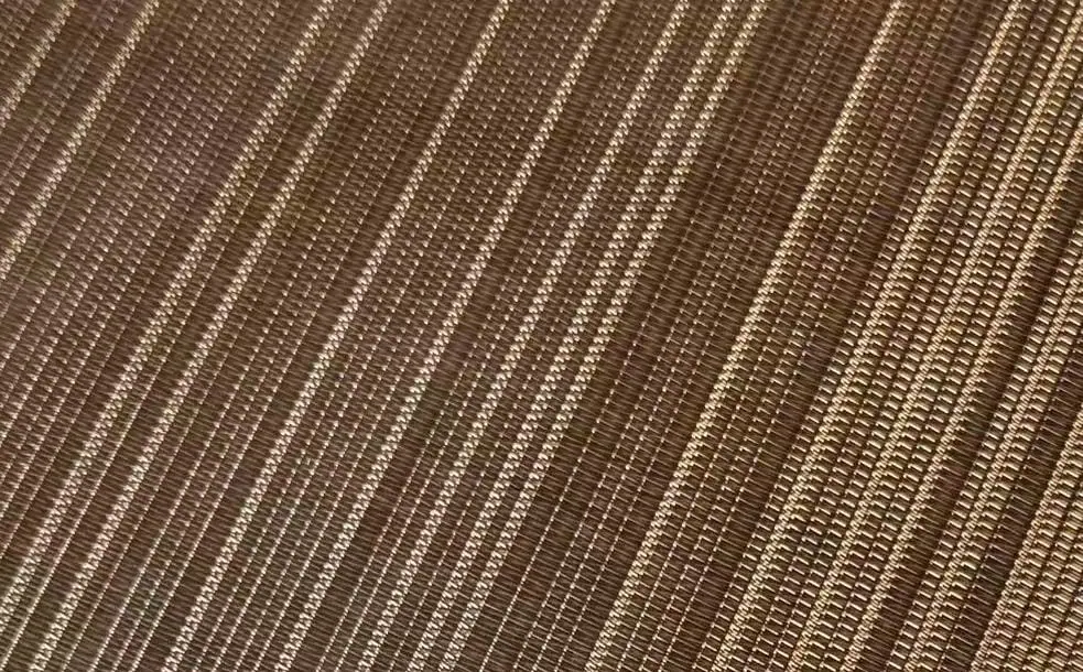 SG-LG-033 laminated glass metal mesh pattern sample