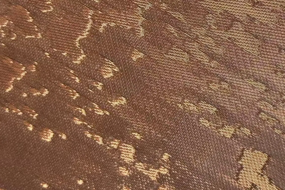 SG-LG-040 laminated glass metal mesh pattern sample