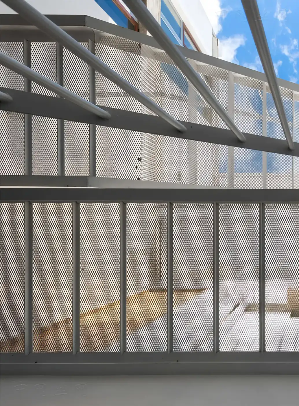 How does open area affect facade metal mesh daylight, airflow and privacy? insight cover