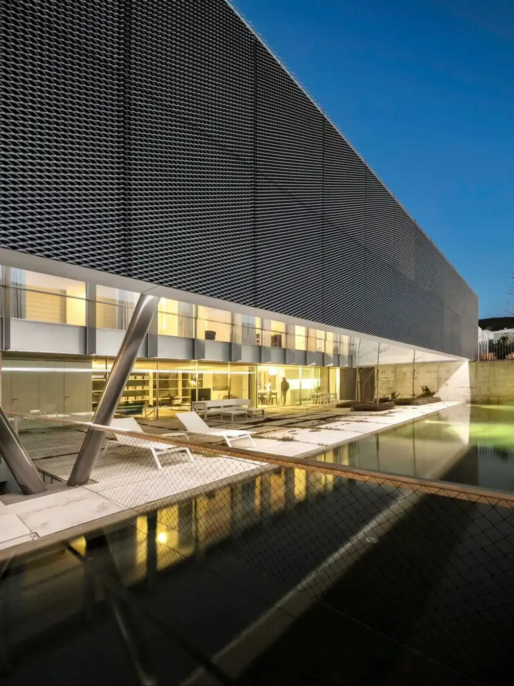 Facade / Envelope architectural metal mesh application