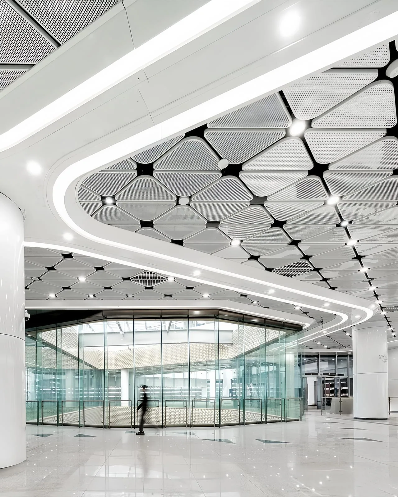 Ceiling / Overhead application
