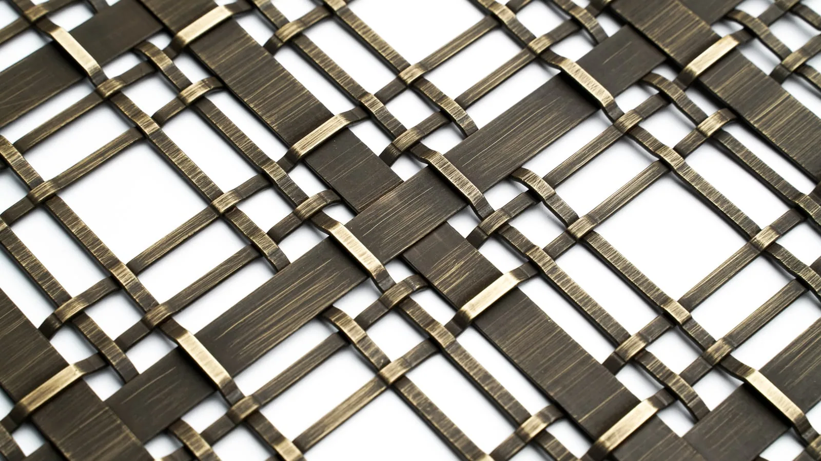 Brushed architectural metal mesh finish by SGORIA
